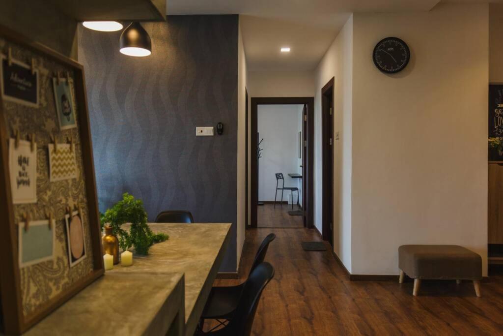 Jazz Suites 1 Vivacity Kuching Bagian luar foto